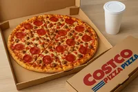 【2025年最新】コストコのピザは値段いくら？持ち帰り方法と待ち時間・コスパを徹底解説